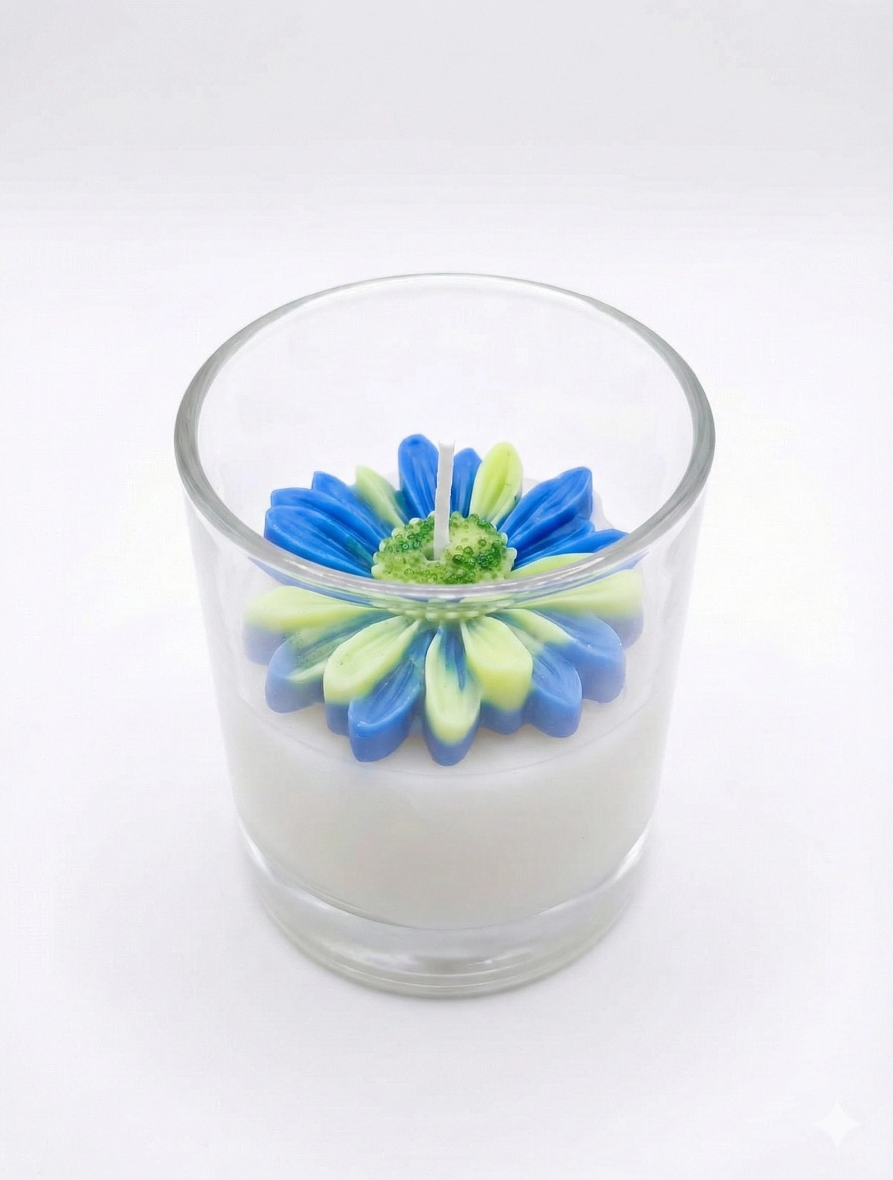 Ocean Bloom Daisy Designer Glass Candle – Premium Soy Wax Scented Candle for Home Décor & Gifting